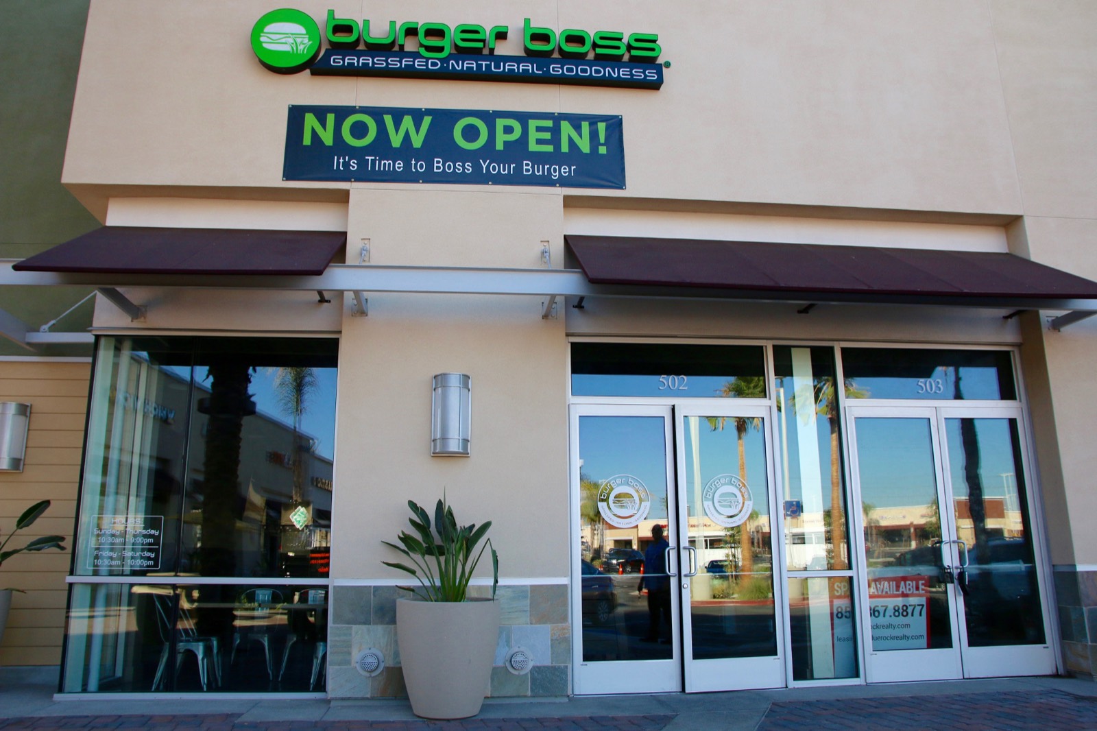 Burger Boss interior, photo 1