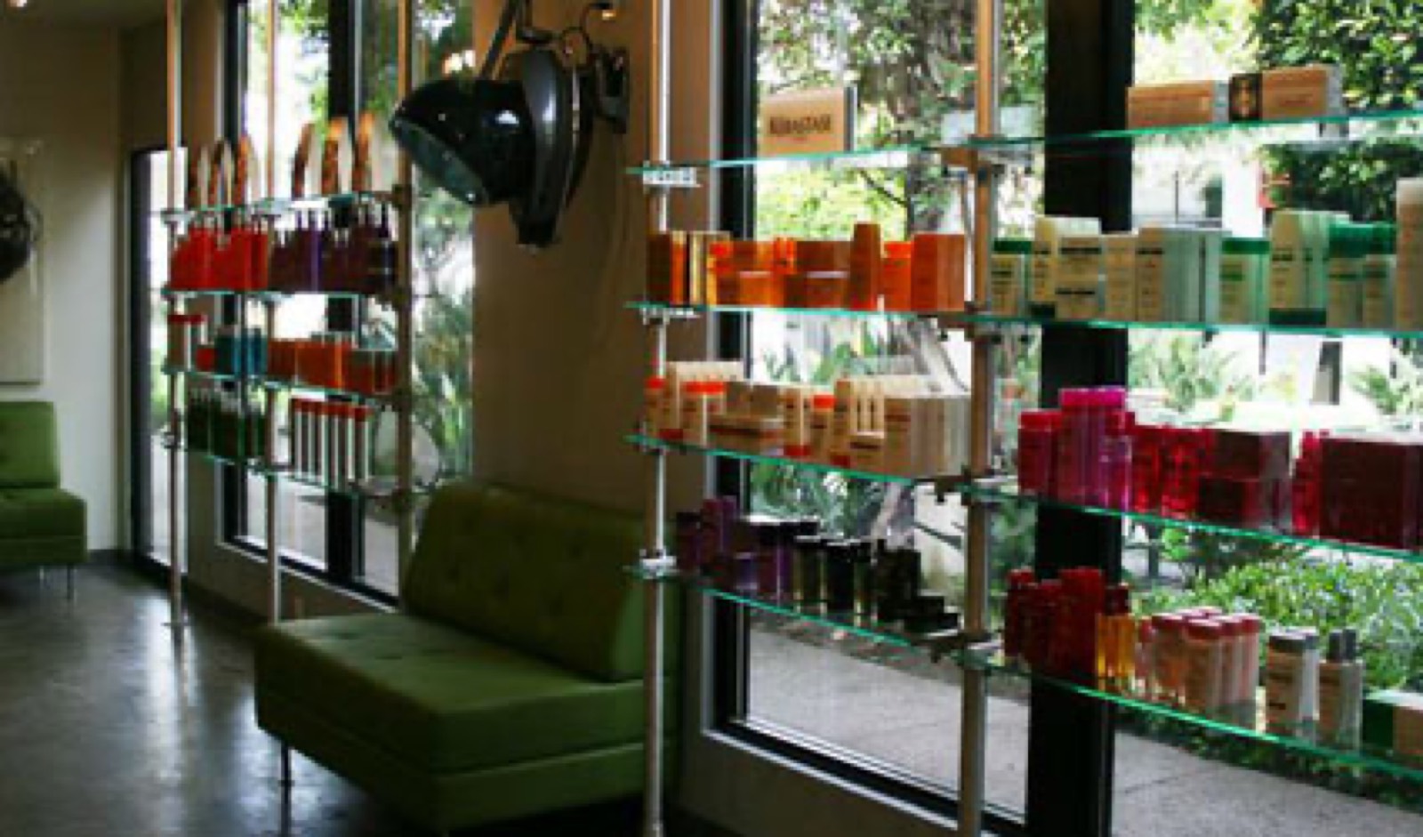 Soho Salon & Spa interior, photo 1
