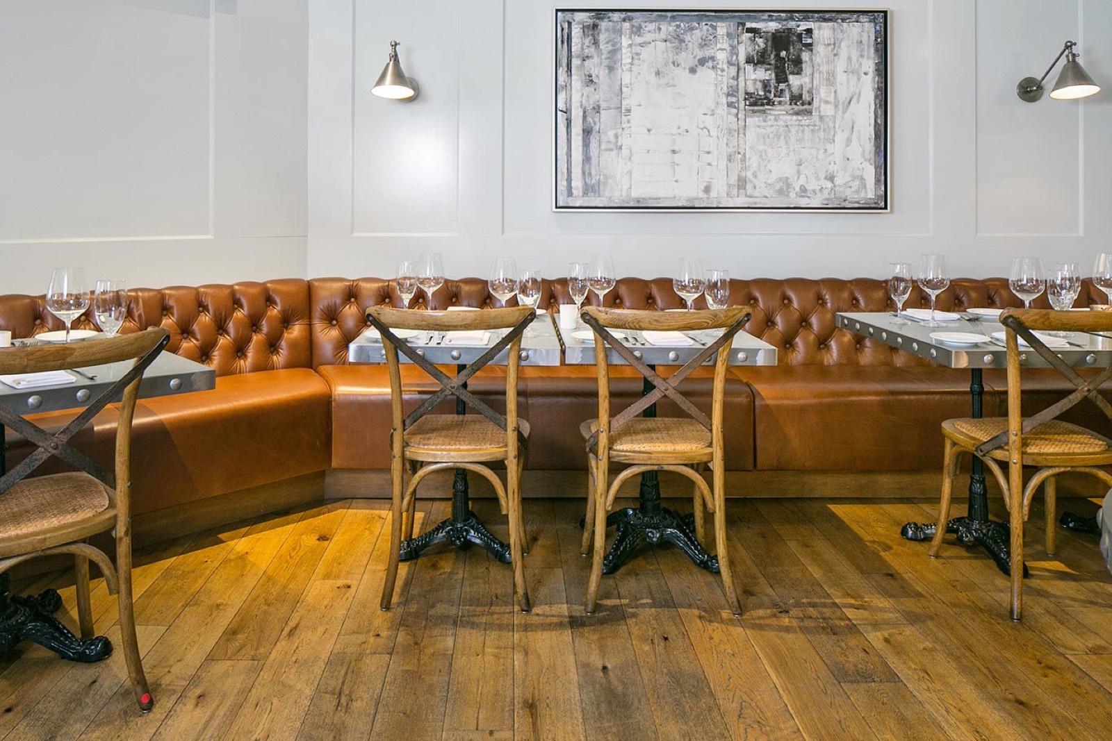 Selanne Steak Tavern interior, photo 2