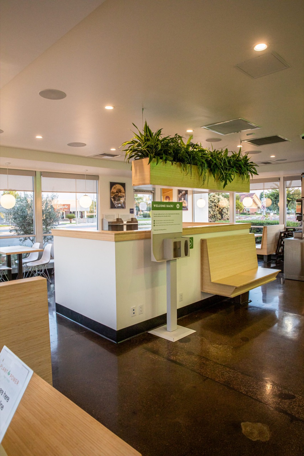 Plant Power Fast Food interior, photo 2