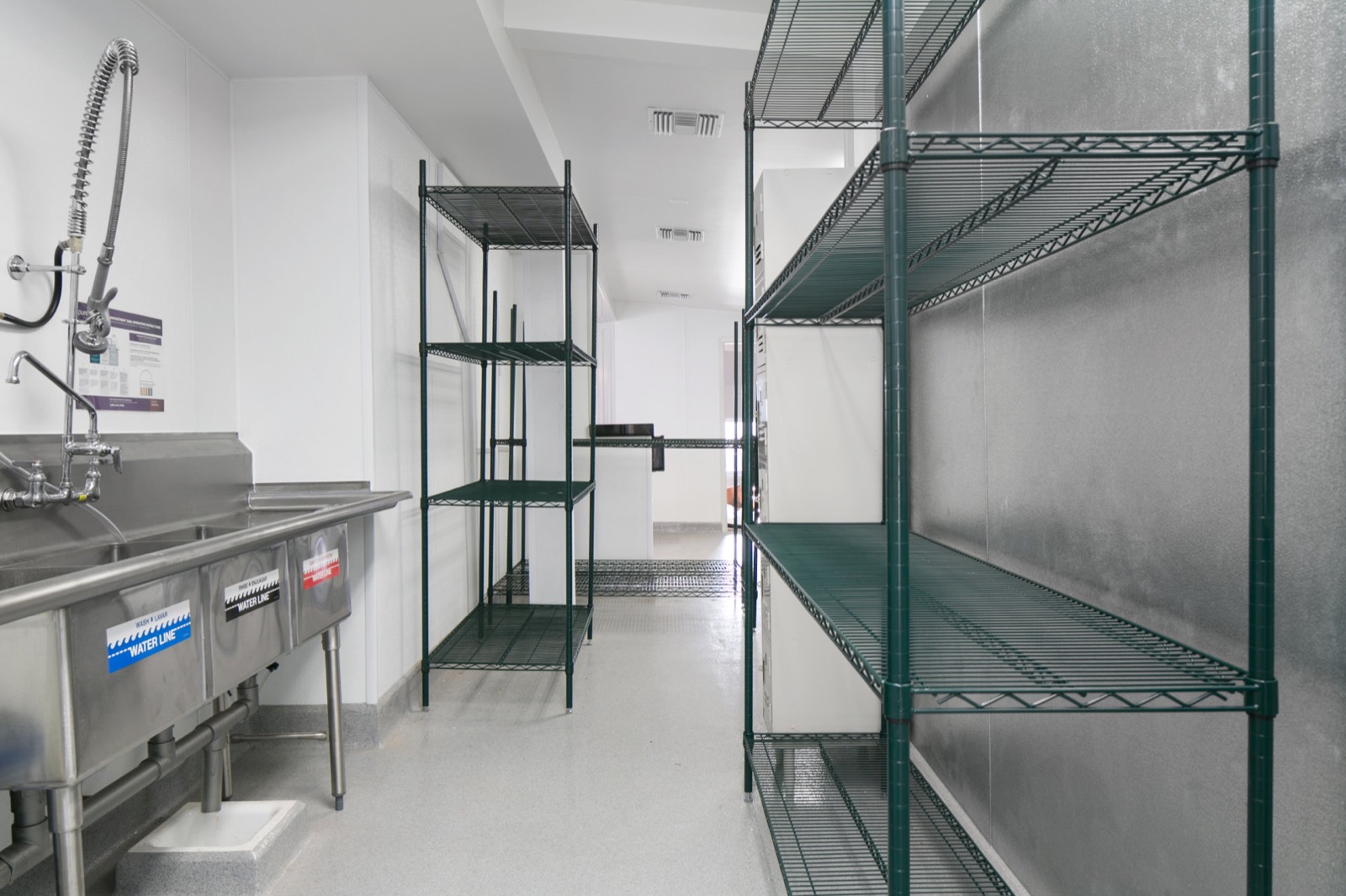 Market Kitchen interior, photo 2