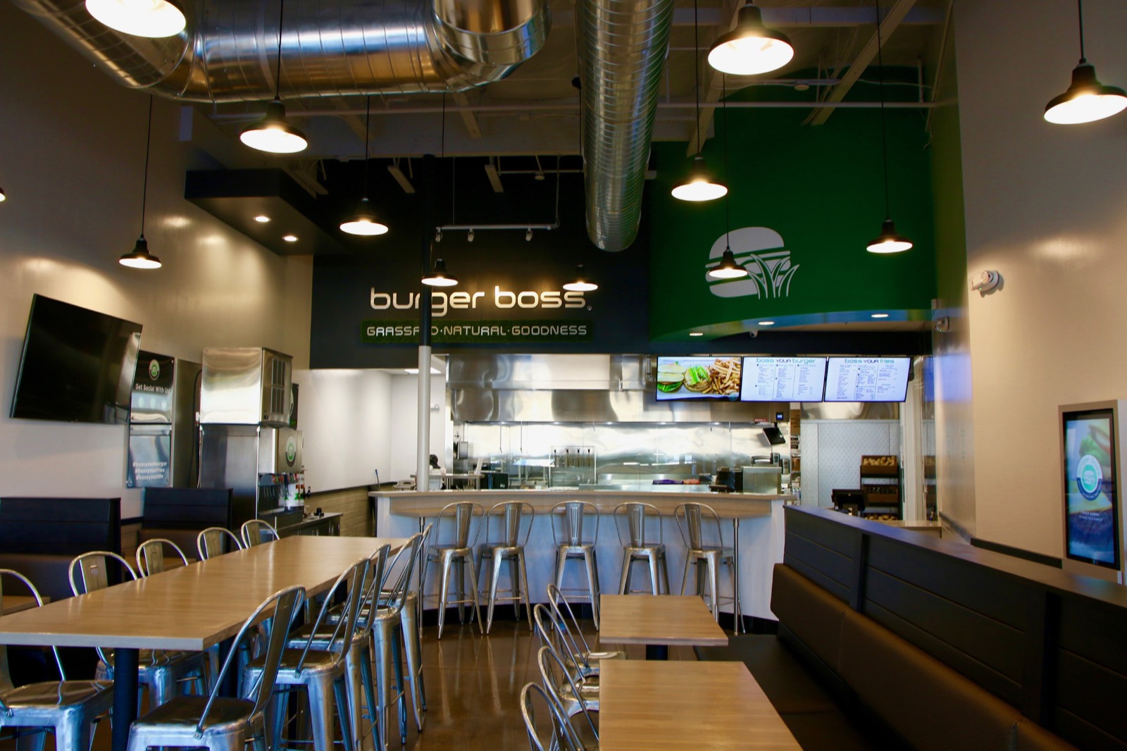 Burger Boss interior, photo 2