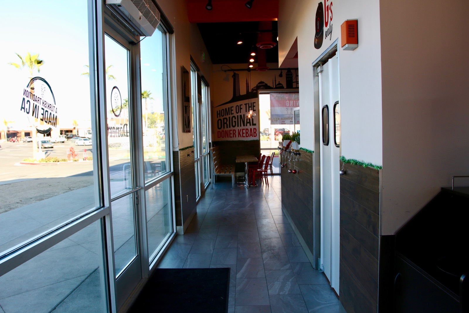 DonerG interior, photo 3