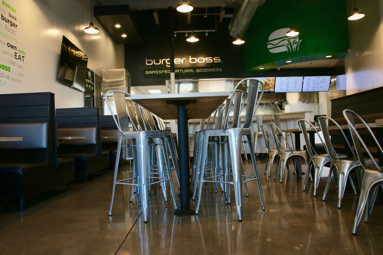 Burger Boss interior, photo 3