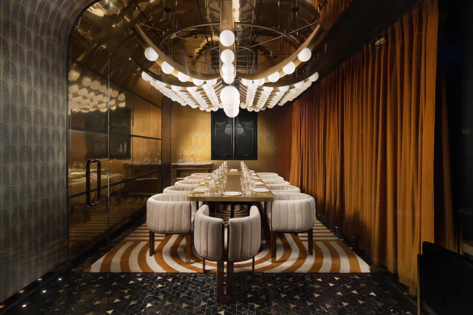 Rare Society interior, photo 3