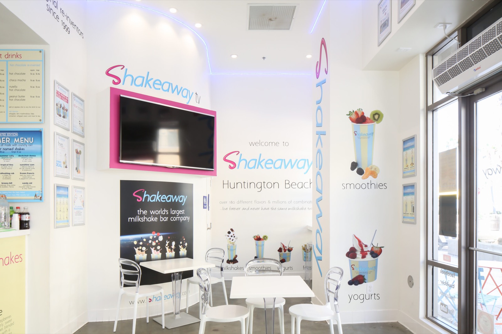 Shakeaway interior, photo 3