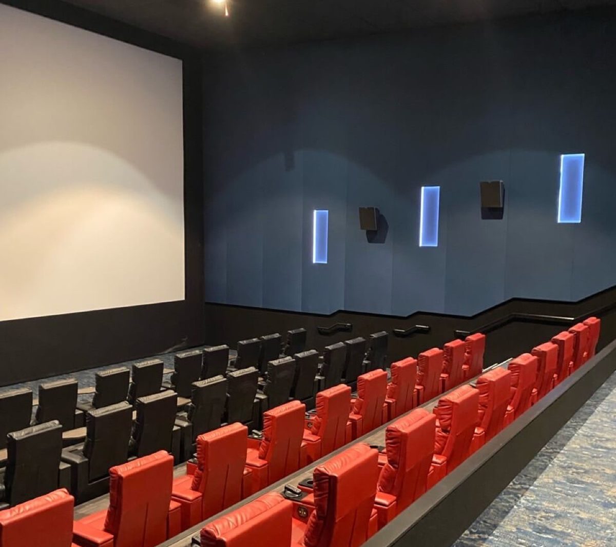 Metropolitan Theaters interior, photo 5
