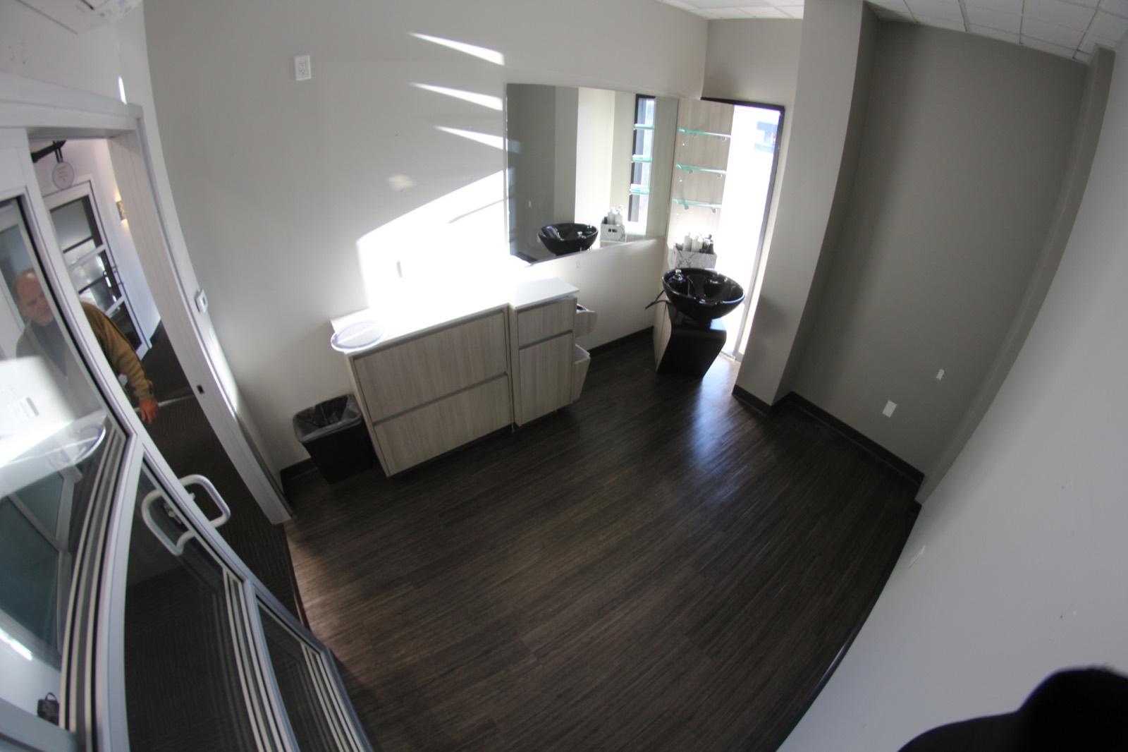 Sola Salon Studios interior, photo 5